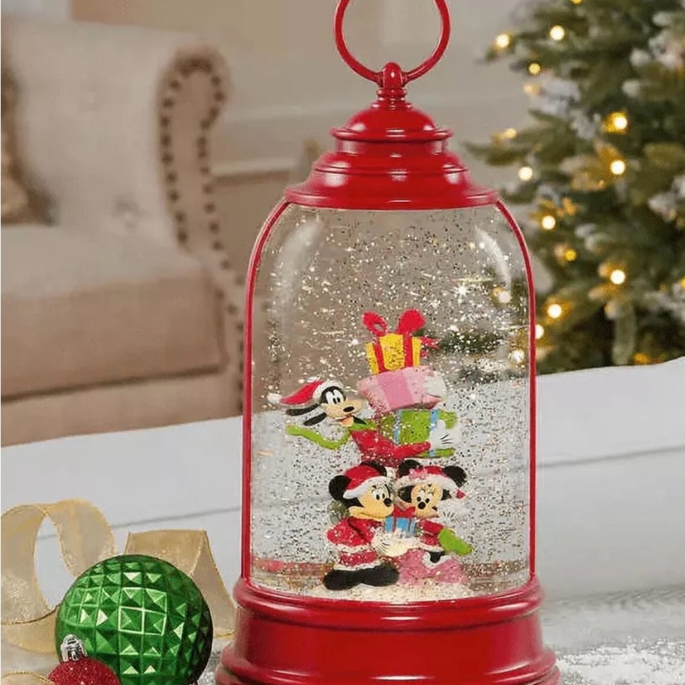 DISNEY HOLIDAY LANTERN CHRISTMAS SNOW DOME GIFTS WATER GLOBE GLITTER 2023 NIB